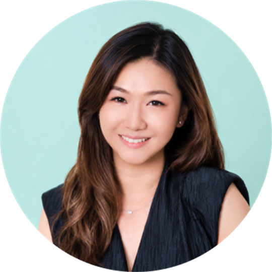勞靄晞女士